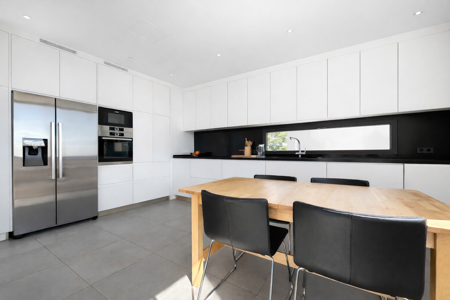 Huvila Santa Ponsa, Mallorca, Espanja 6 makuuhuonetta, 456 m2 No. 179991