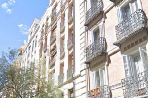 Dzīvoklis Madrid, Spānijā 2 istabas, 45 m2 Nr. 58450