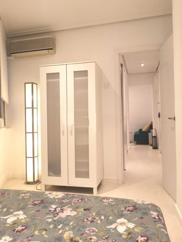 Huoneisto Madrid, Espanja 2 makuuhuonetta, 45 m2 No. 58450