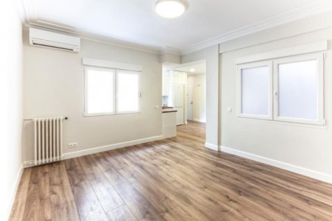Dzīvoklis Madrid, Spānijā 3 istabas, 87 m2 Nr. 58454