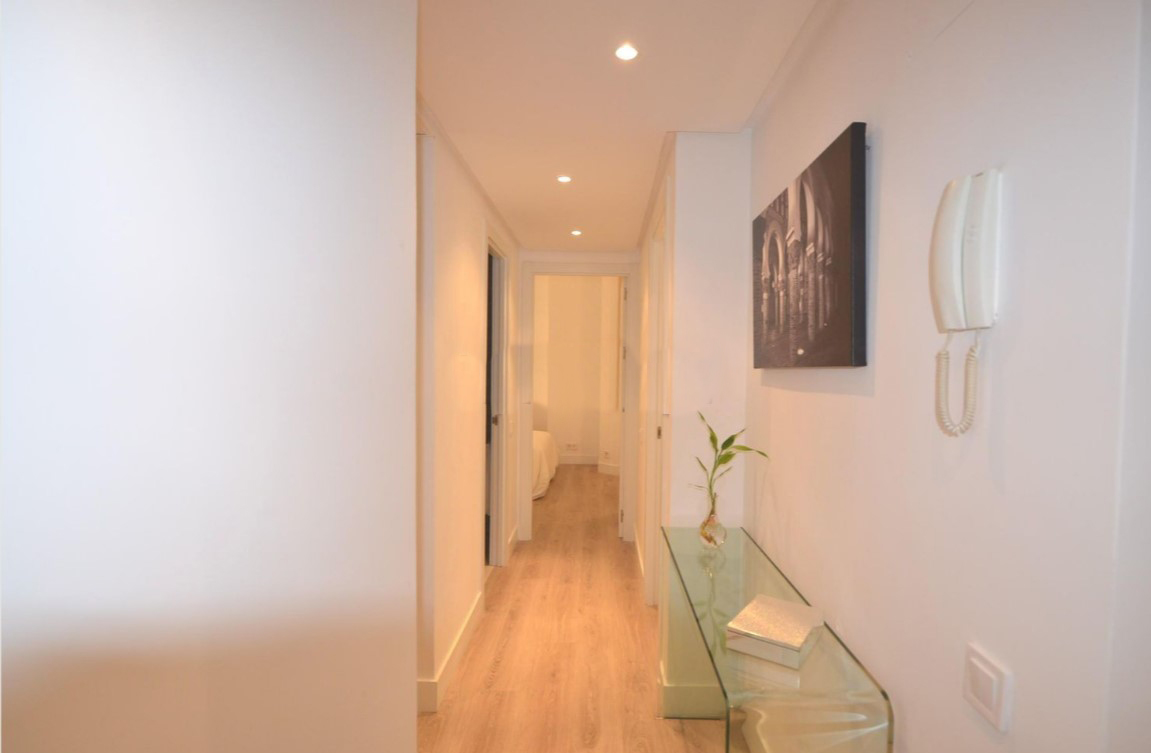 Dzīvoklis Madrid, Spānijā 2 istabas, 75 m2 Nr. 58453