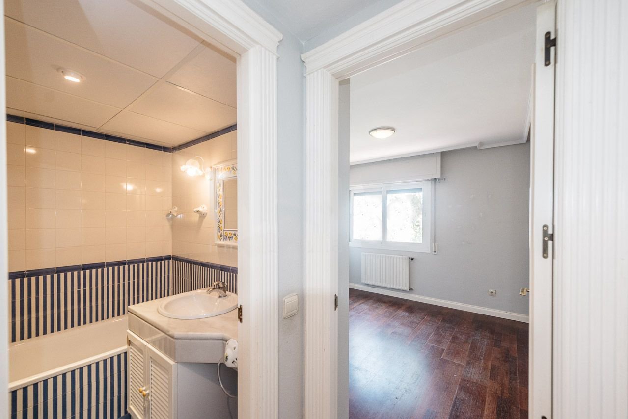 Dzīvoklis Madrid, Spānijā 2 istabas, 139 m2 Nr. 58455