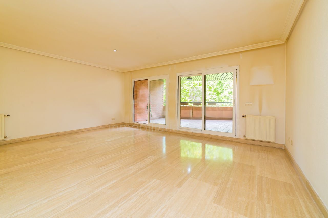 Dzīvoklis Madrid, Spānijā 2 istabas, 139 m2 Nr. 58455