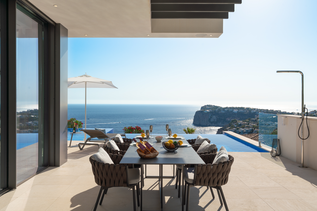 Huvila Port D'andratx, Mallorca, Espanja 6 makuuhuonetta, 691 m2 No. 33059