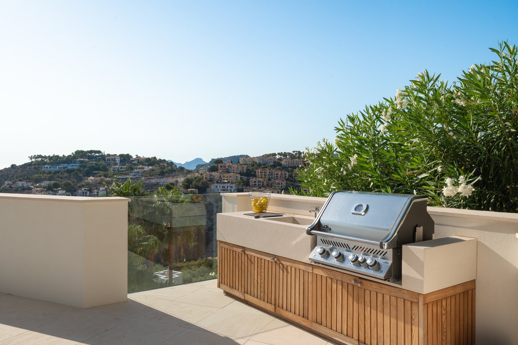 Huvila Port D'andratx, Mallorca, Espanja 6 makuuhuonetta, 691 m2 No. 33059