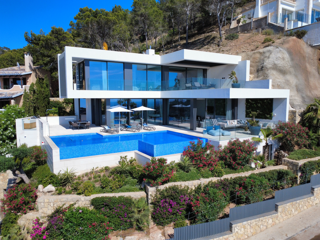 Huvila Port D'andratx, Mallorca, Espanja 6 makuuhuonetta, 691 m2 No. 33059