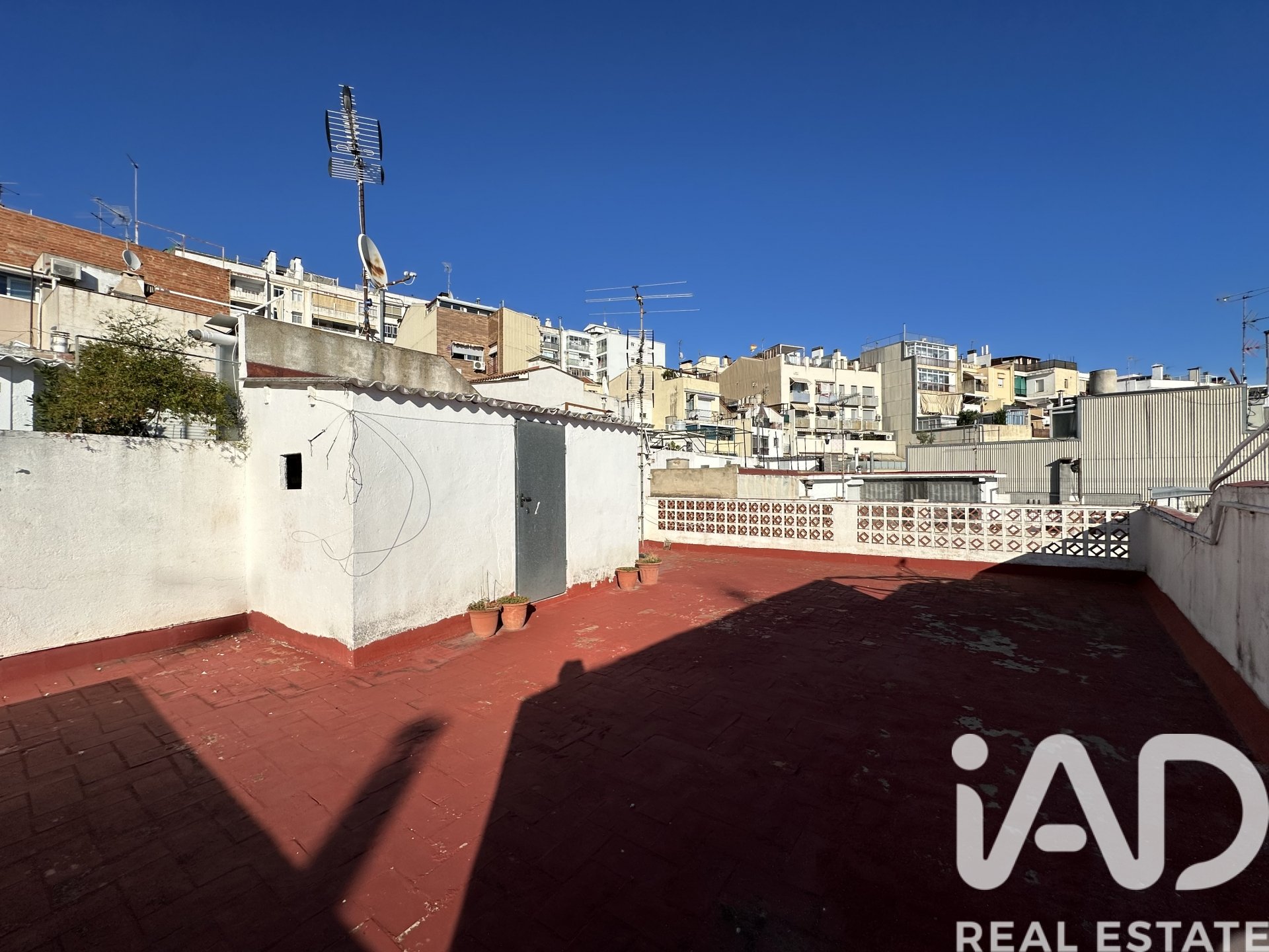 Radhus i Mataro, Barcelona, Spanien 5 sovrum, 159 kvm. Nr. 172653