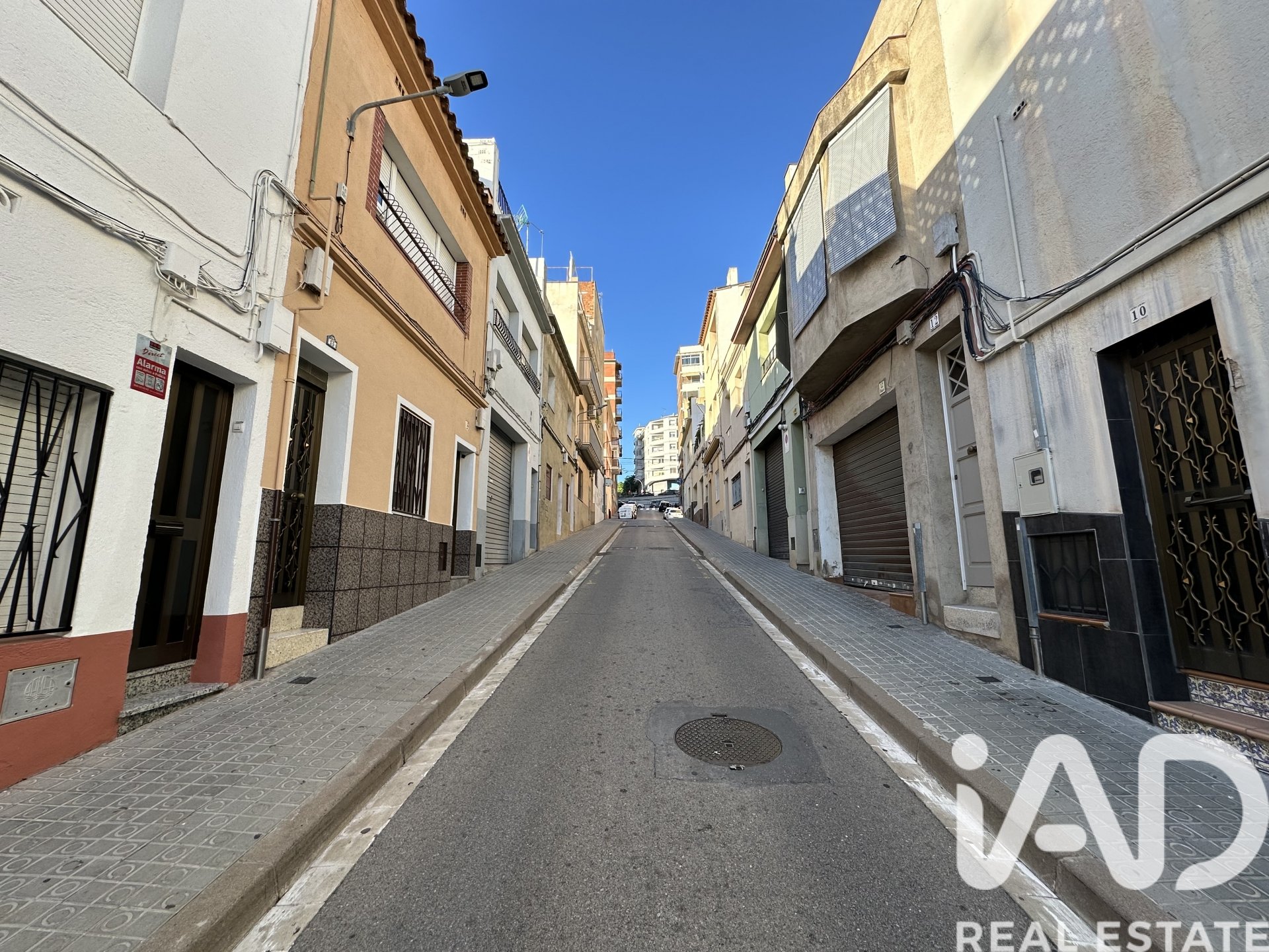 Radhus i Mataro, Barcelona, Spanien 5 sovrum, 159 kvm. Nr. 172653