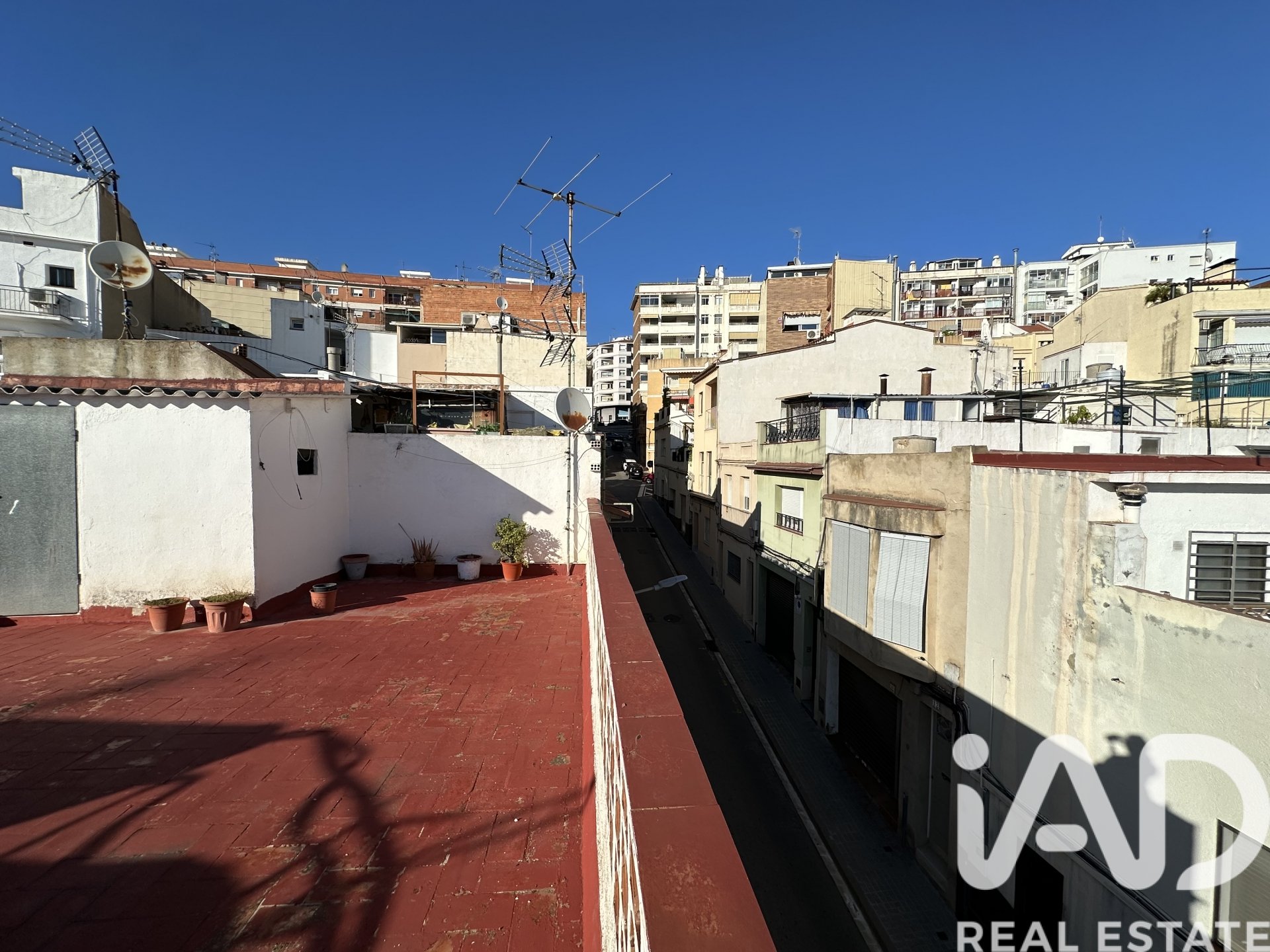 Radhus i Mataro, Barcelona, Spanien 5 sovrum, 159 kvm. Nr. 172653