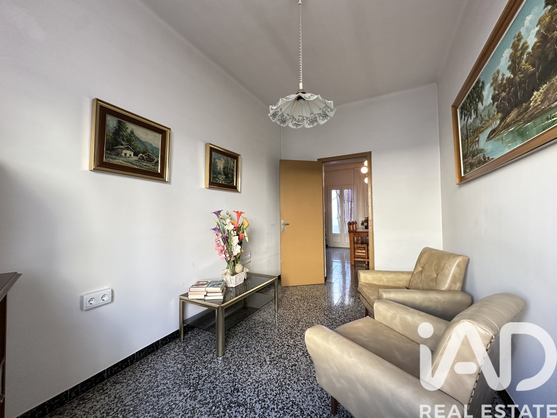 Radhus i Mataro, Barcelona, Spanien 5 sovrum, 159 kvm. Nr. 172653