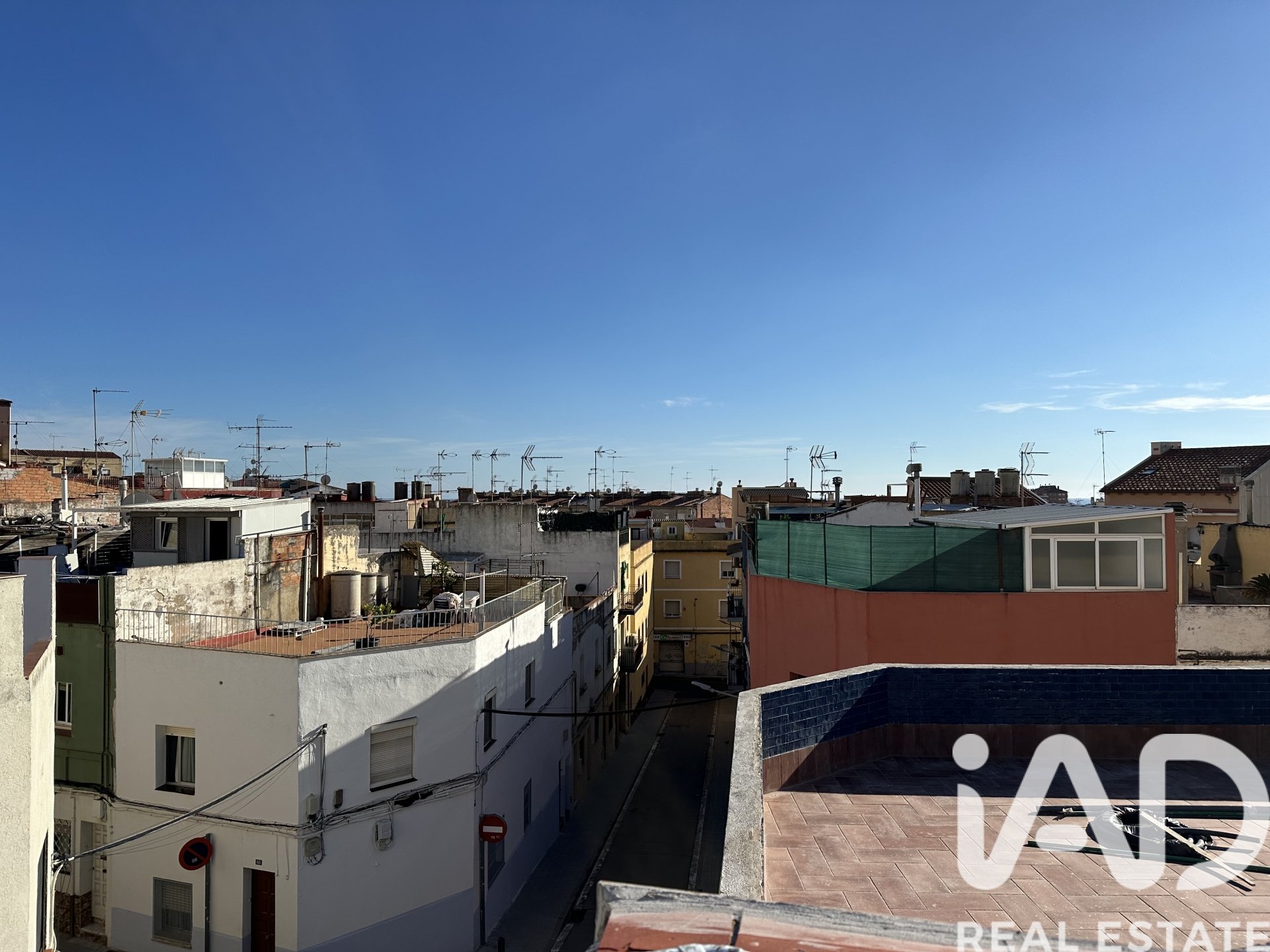 Radhus i Mataro, Barcelona, Spanien 5 sovrum, 159 kvm. Nr. 172653