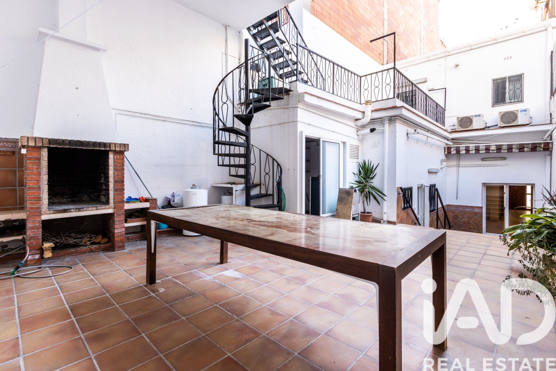 Casa a El Masnou, Barcelona, Spagna 5 camere da letto, 188 mq. N° 172654