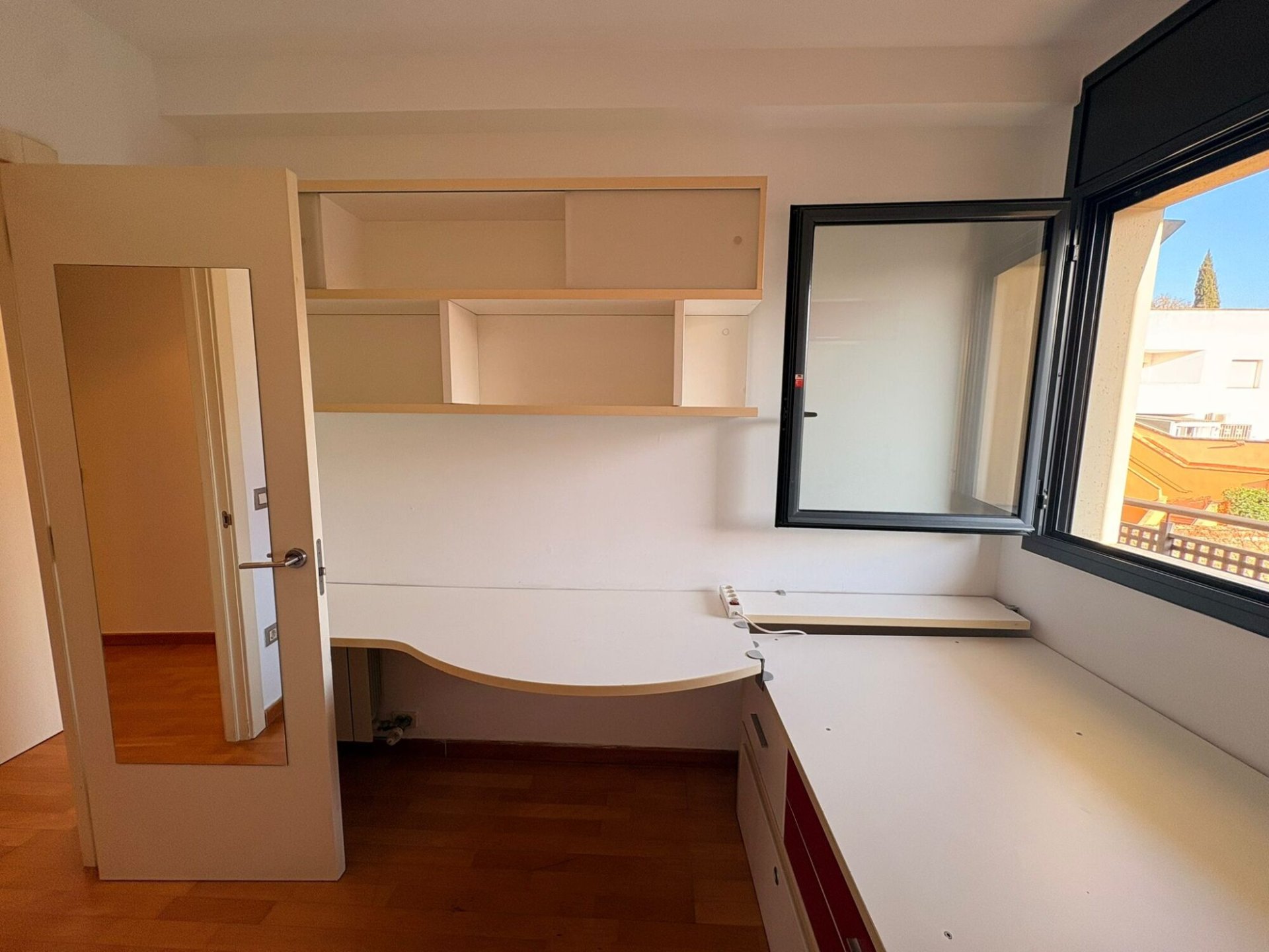 Apartment à Girona, Espagne 2 chambres, 97 m2 No. 161648