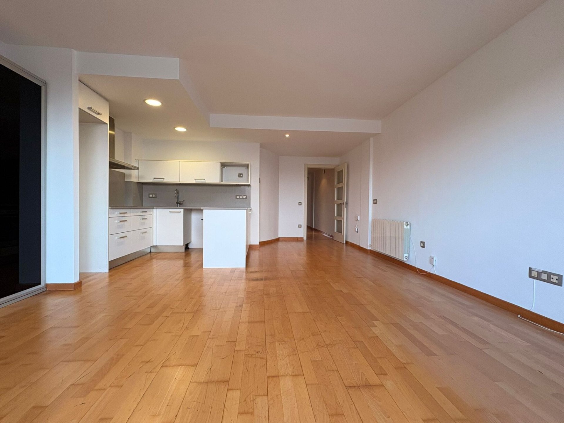 Apartment à Girona, Espagne 2 chambres, 97 m2 No. 161648