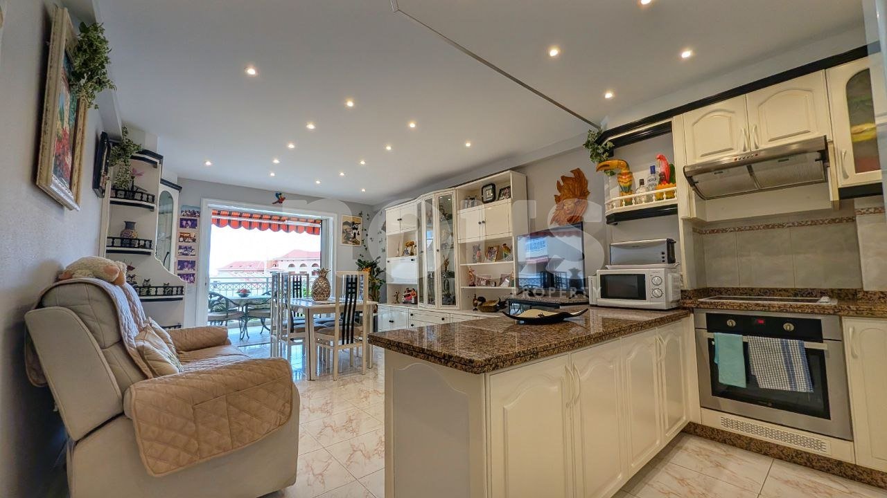 Appartamento a Arona, Tenerife, Spagna 2 camere da letto, 93 mq. N° 161646