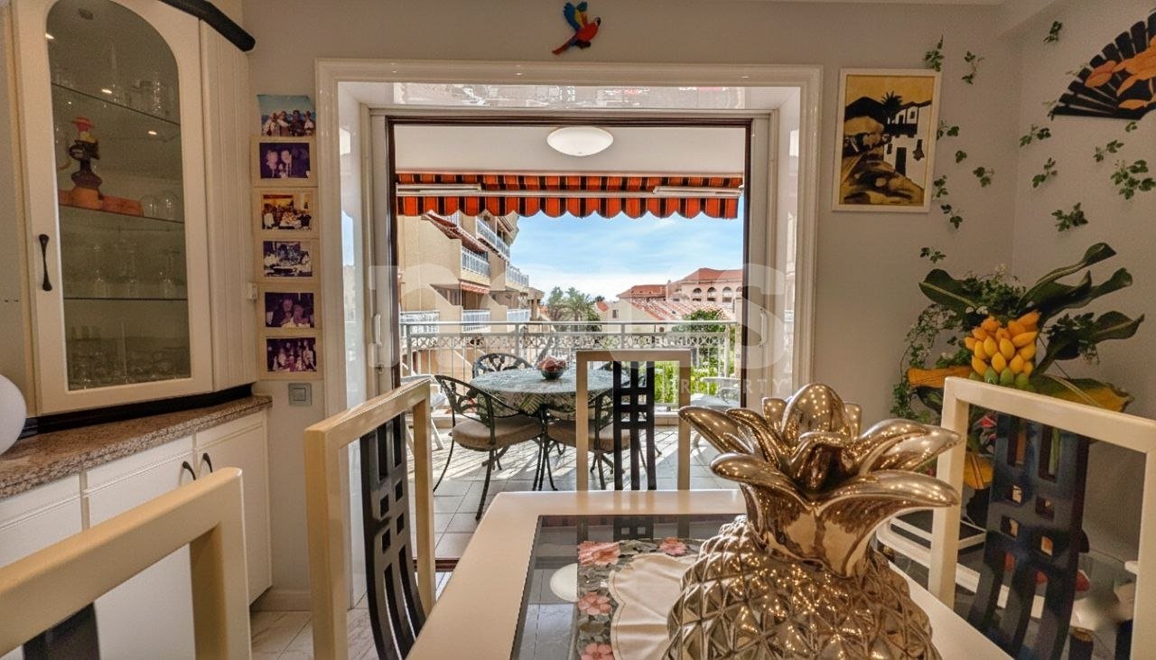 Appartamento a Arona, Tenerife, Spagna 2 camere da letto, 93 mq. N° 161646
