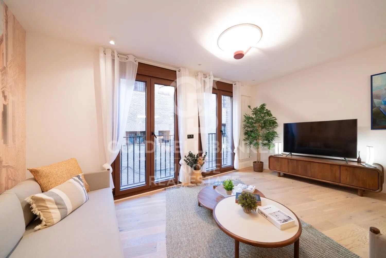 Apartamento en Madrid, España 2 dormitorios, 120 m2 No. 157059