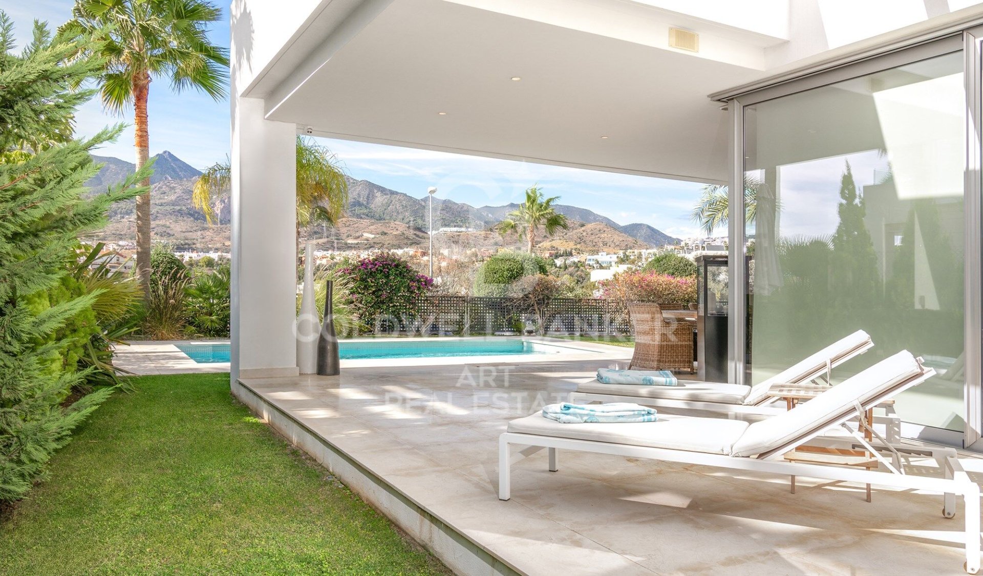 Villa in Marbella, Malaga, Spanien 3 Schlafzimmer, 405 m2 Nr. 156840