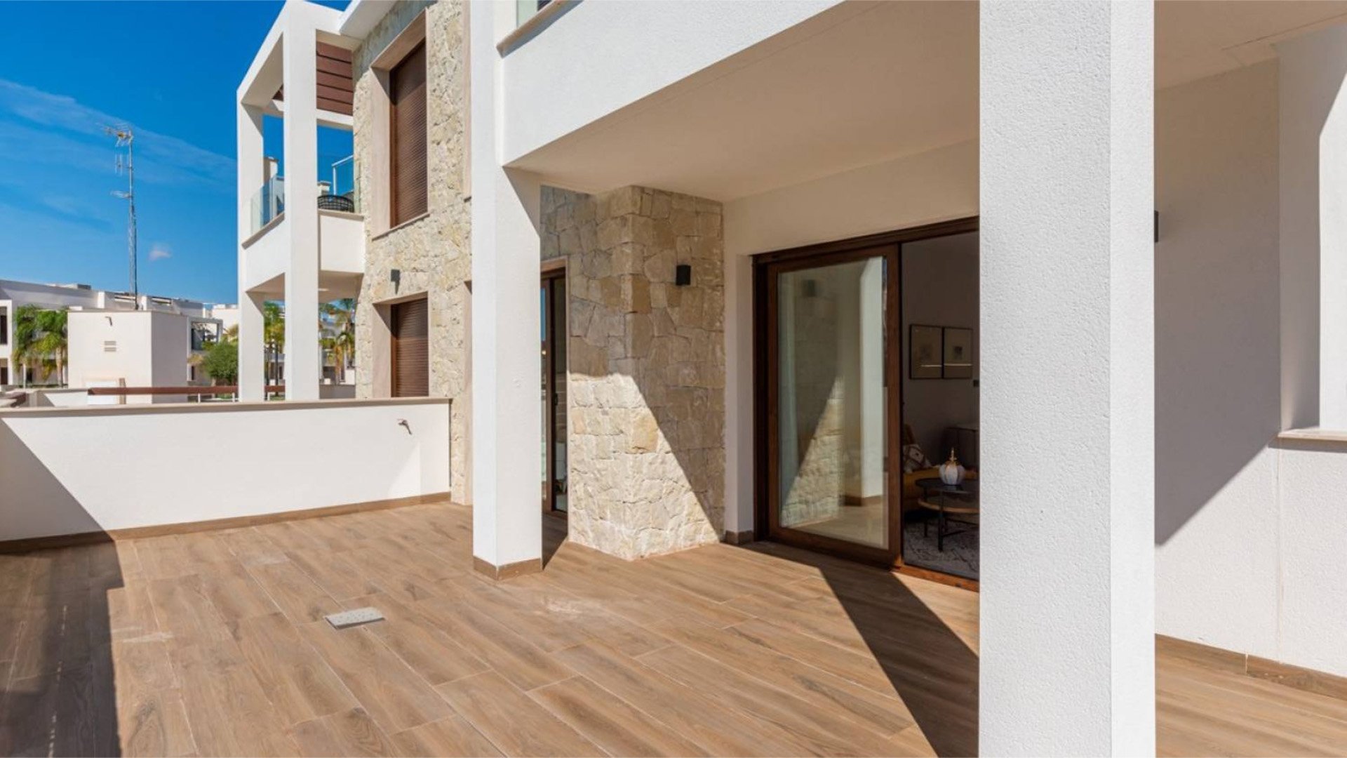 Bungalow en Balcones de VIVI, Torrevieja, Alicante, Espagne 2 chambres, 62.9 m2 No. 105545