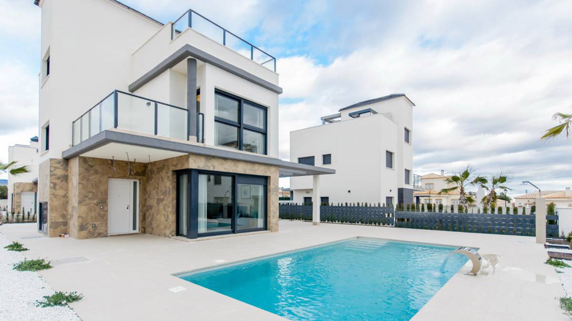 Huvila Villas del Mar, Playa Honda, Lanzarote, Espanja 2 makuuhuonetta, 103 m2 No. 105547