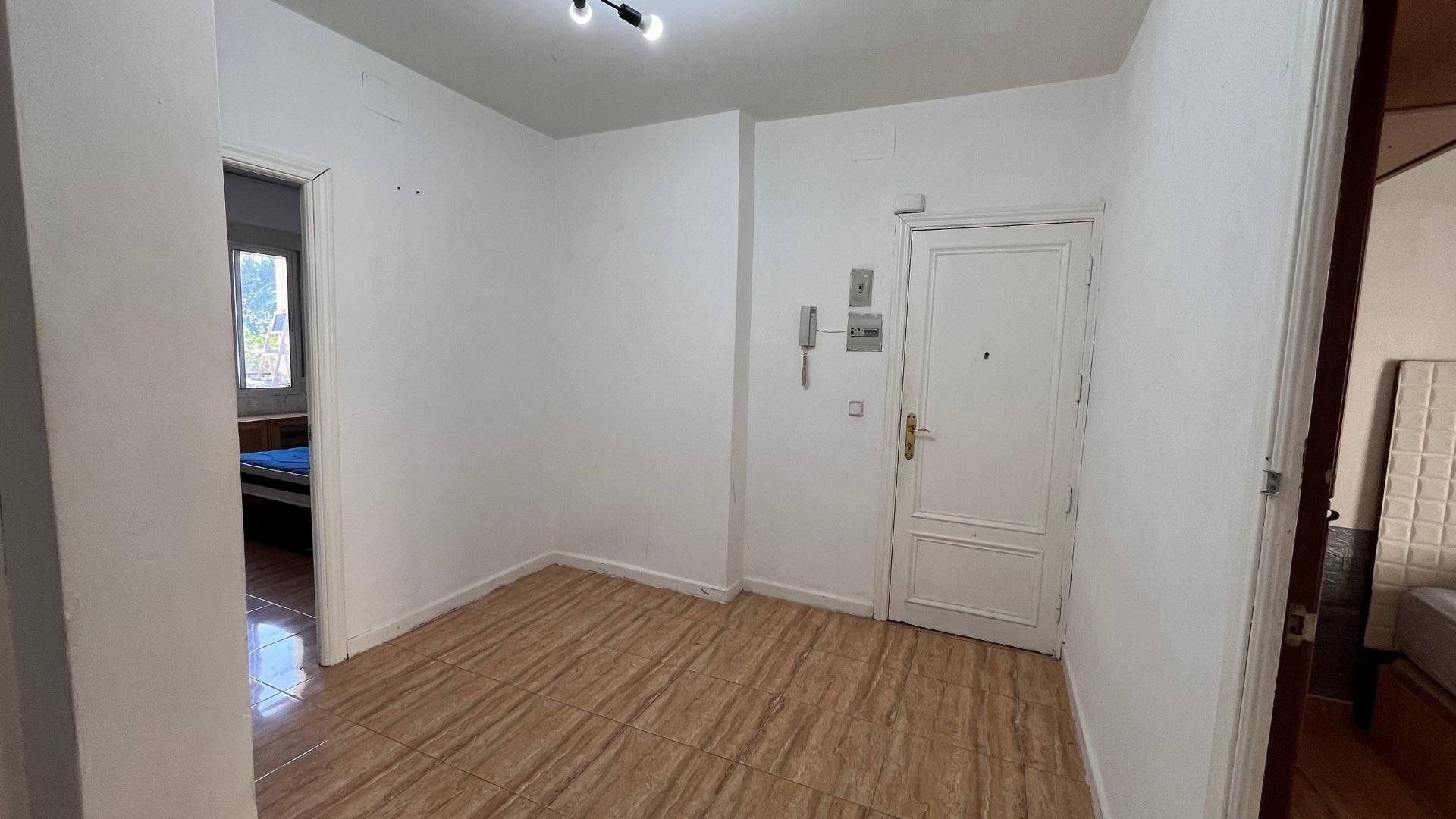 Huoneisto Madrid, Espanja 3 makuuhuonetta, 81 m2 No. 190790
