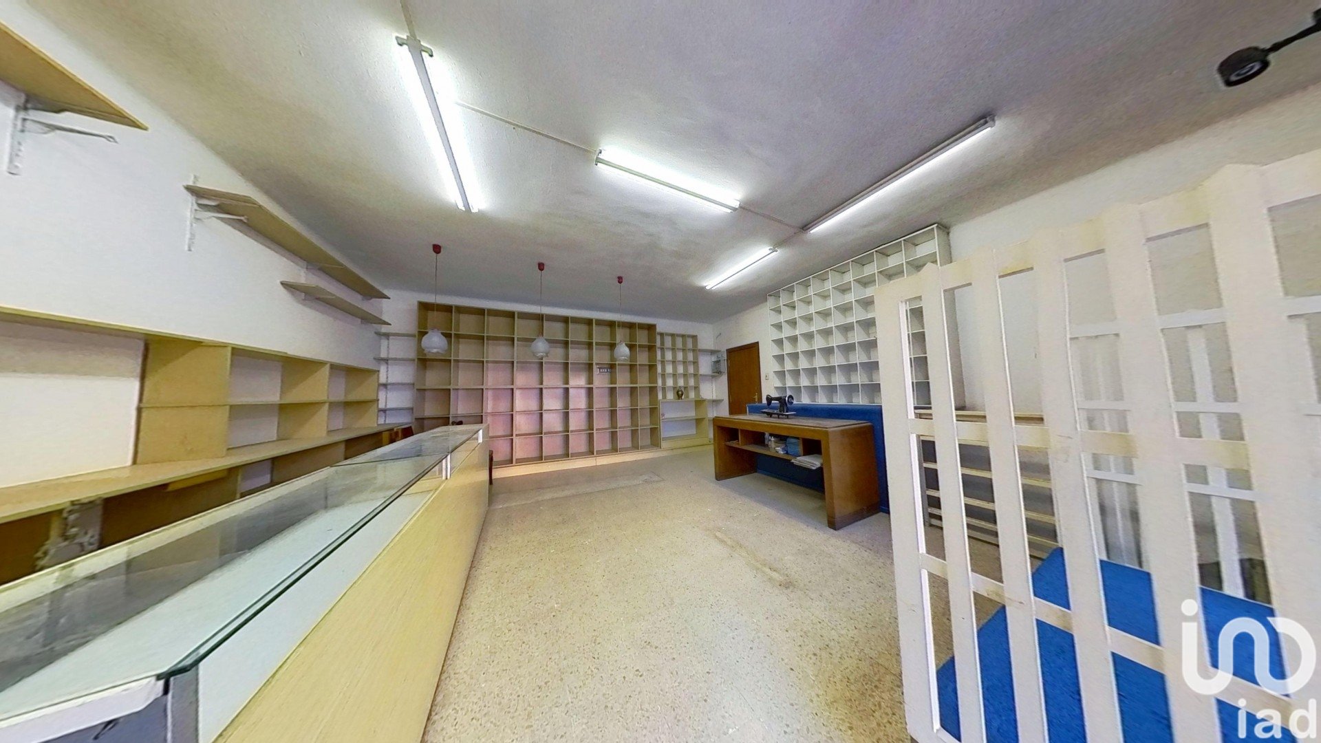 Liikekiinteistö Polinya, Barcelona, Espanja 2 makuuhuonetta, 91 m2 No. 185579