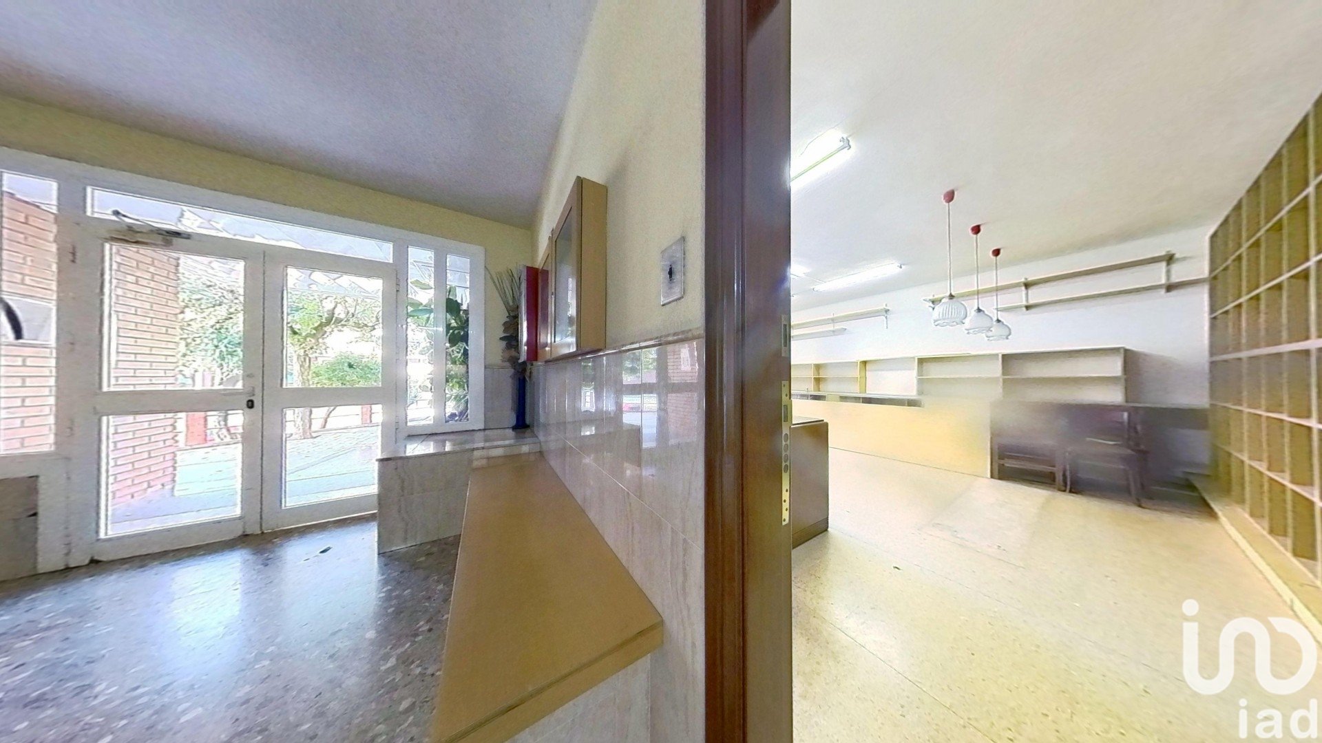 Liikekiinteistö Polinya, Barcelona, Espanja 2 makuuhuonetta, 91 m2 No. 185579