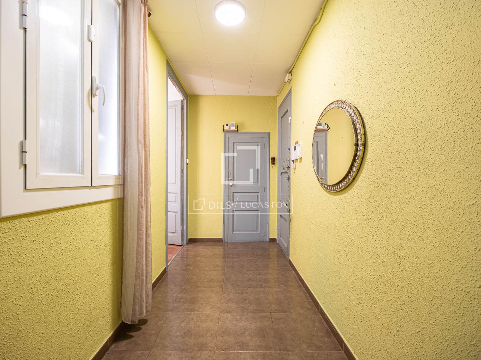 Attico a Barcelona, Spagna 4 camere da letto, 117 mq. N° 194284