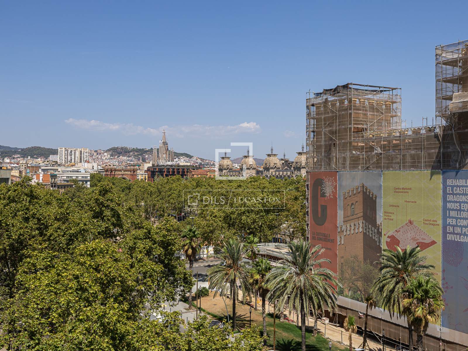 Attico a Barcelona, Spagna 4 camere da letto, 117 mq. N° 194284