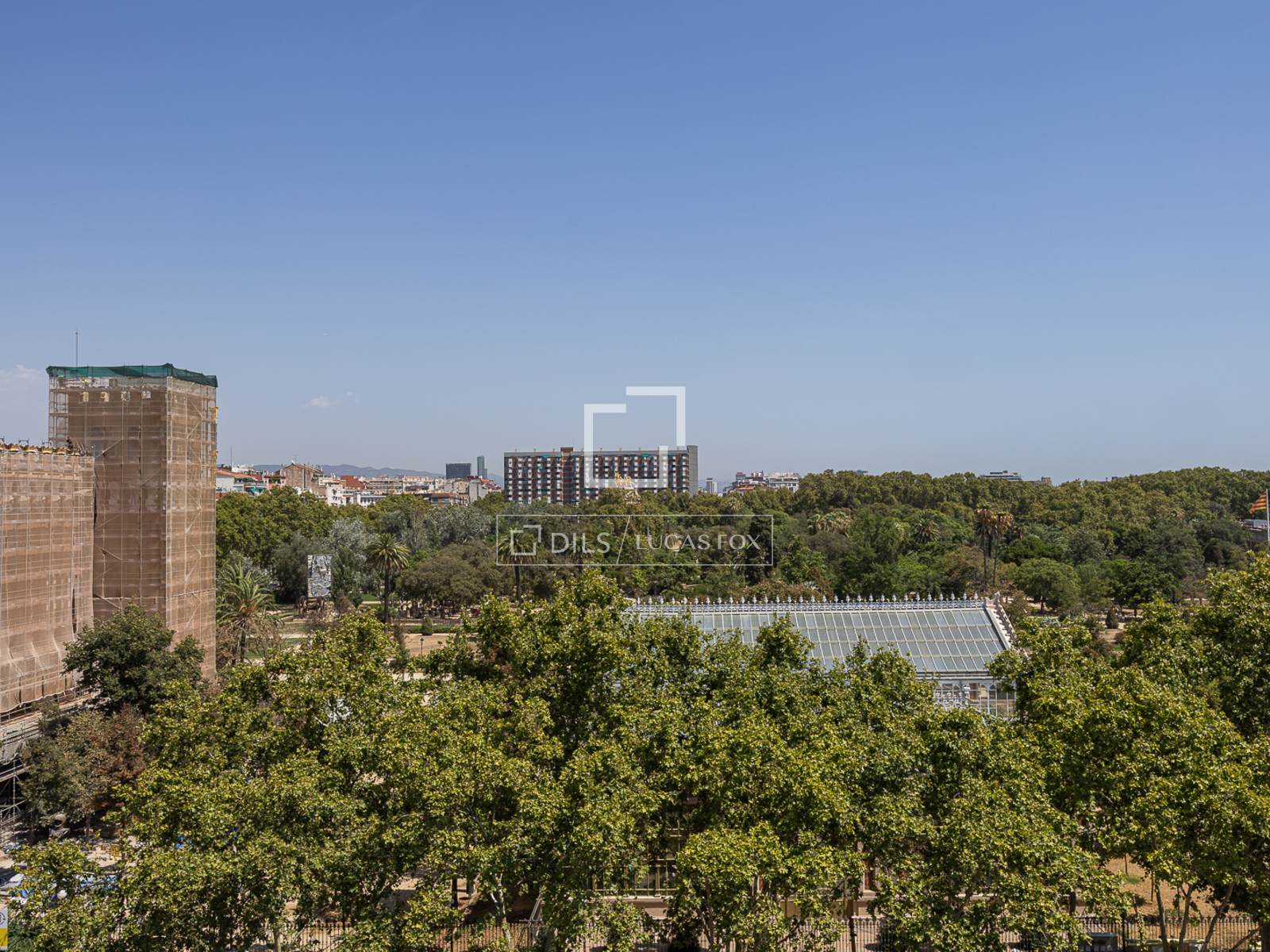 Attico a Barcelona, Spagna 4 camere da letto, 117 mq. N° 194284