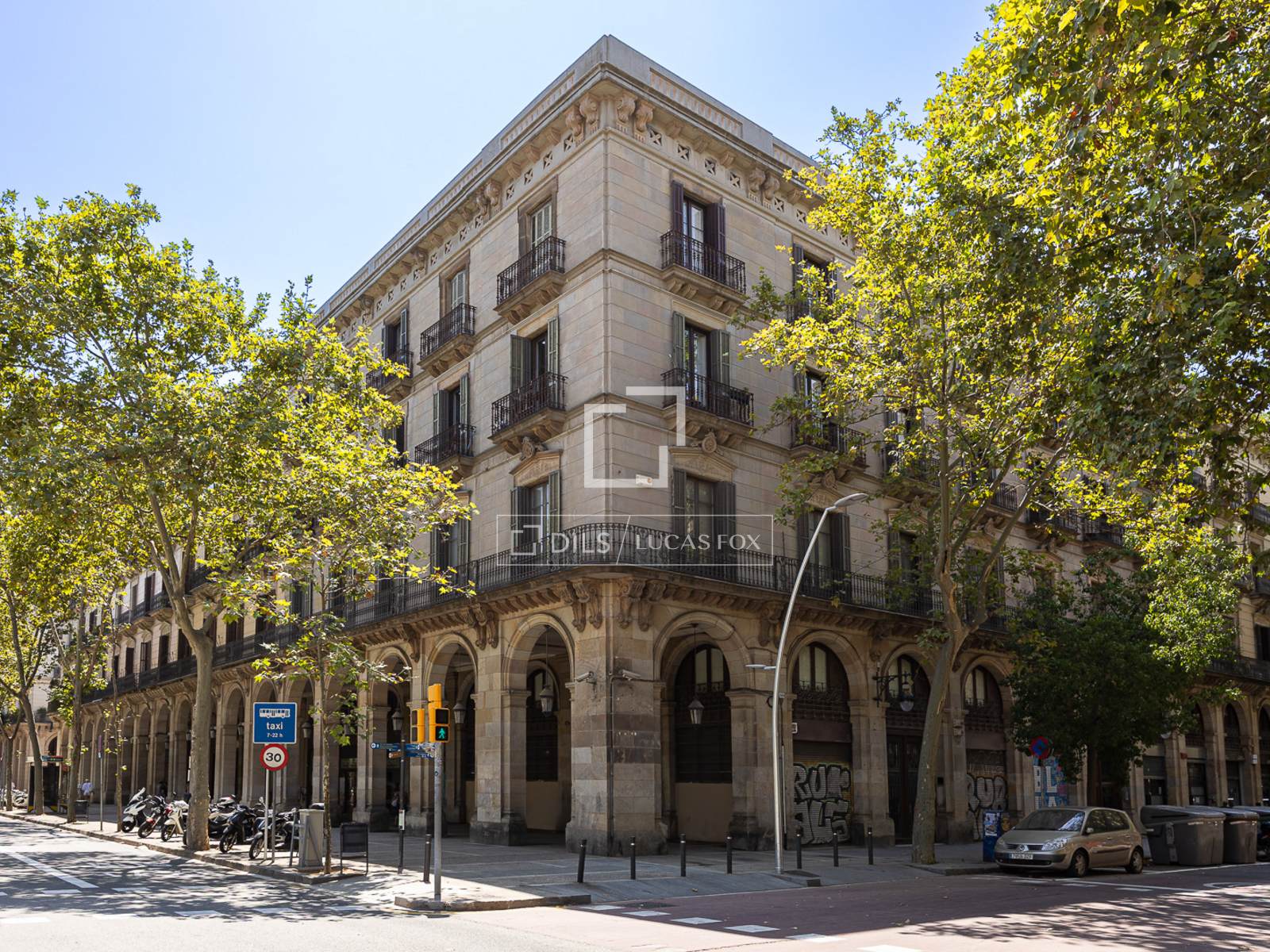 Attico a Barcelona, Spagna 4 camere da letto, 117 mq. N° 194284