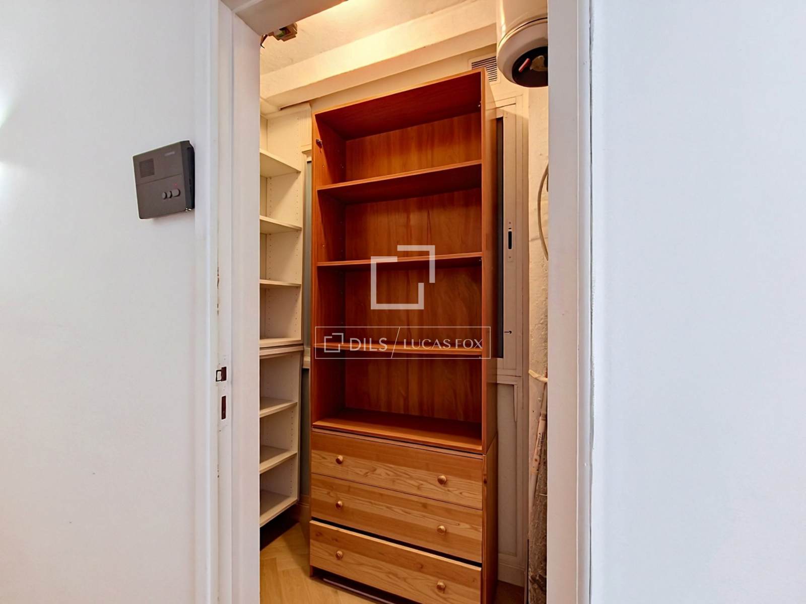 Apartament w Vilanova i la Geltru, Barcelona, Hiszpania 4 sypialnie, 97 mkw. nr 194286