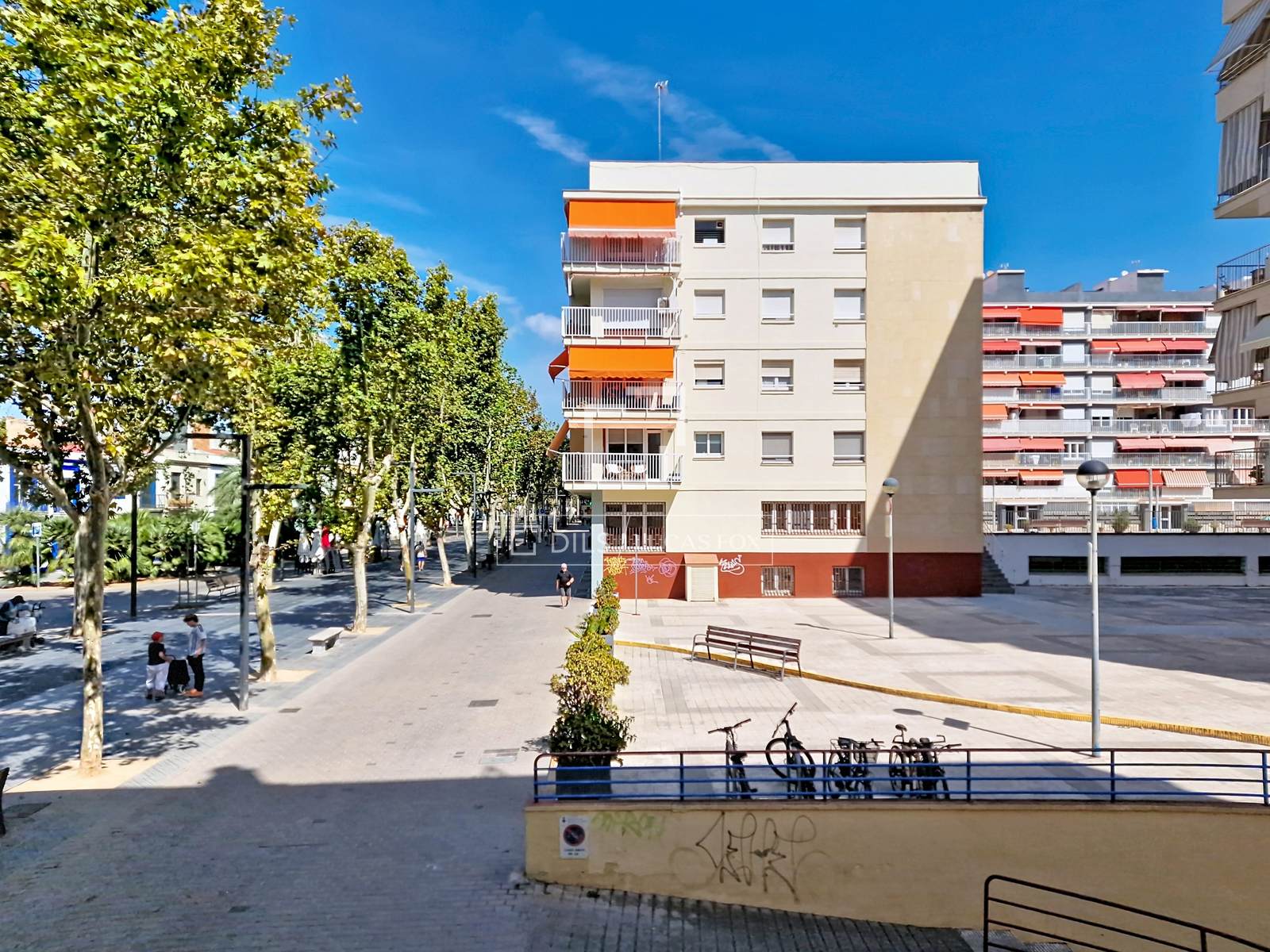Apartament w Vilanova i la Geltru, Barcelona, Hiszpania 4 sypialnie, 97 mkw. nr 194286