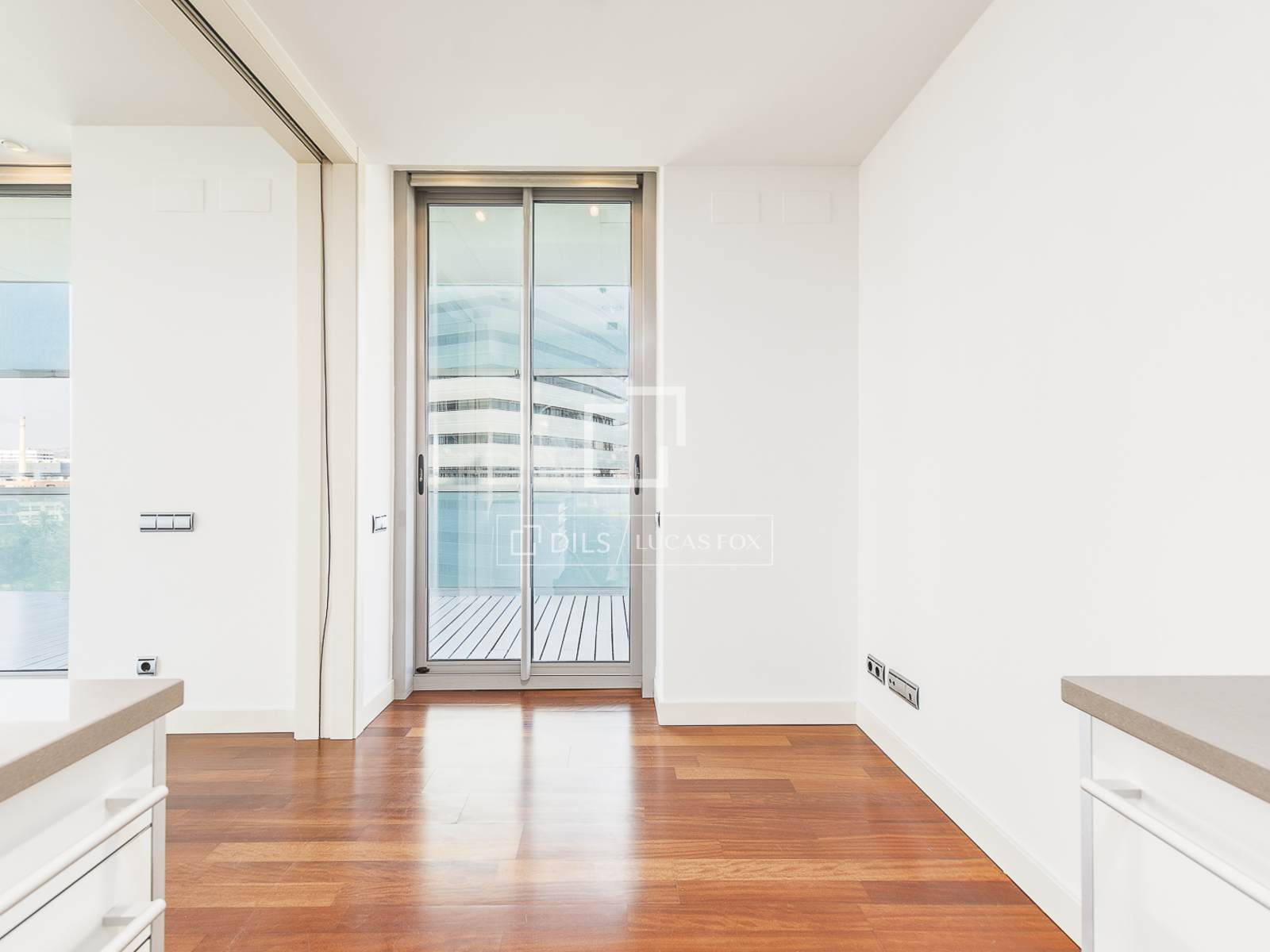Wohnung in Barcelona, Spanien 3 Schlafzimmer, 121 m2 Nr. 194287