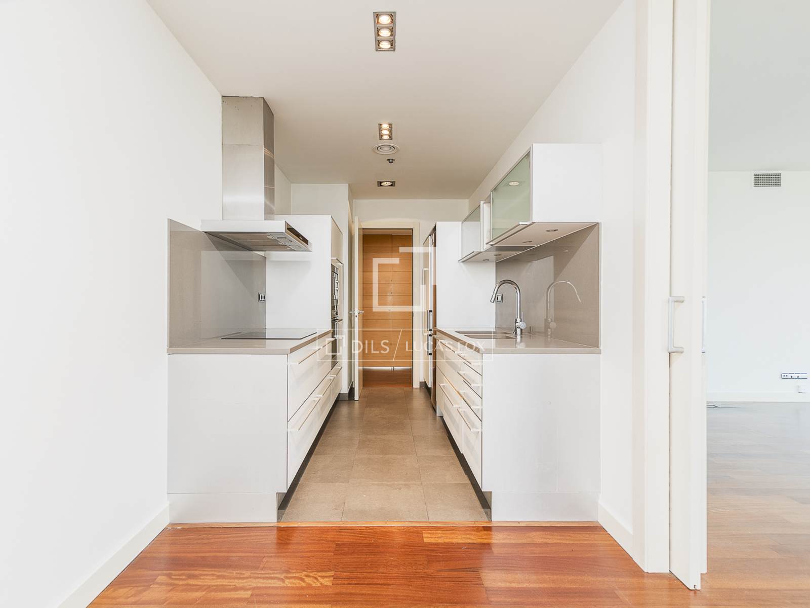 Wohnung in Barcelona, Spanien 3 Schlafzimmer, 121 m2 Nr. 194287