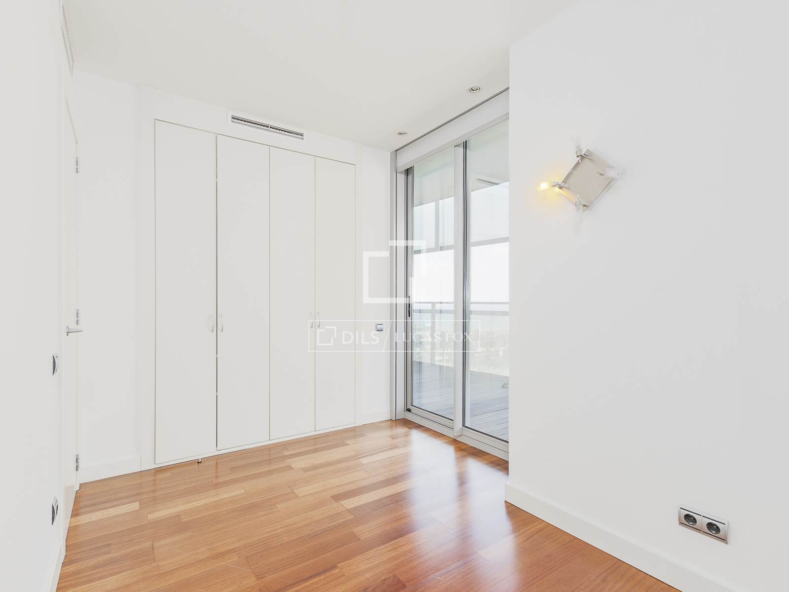 Wohnung in Barcelona, Spanien 3 Schlafzimmer, 121 m2 Nr. 194287