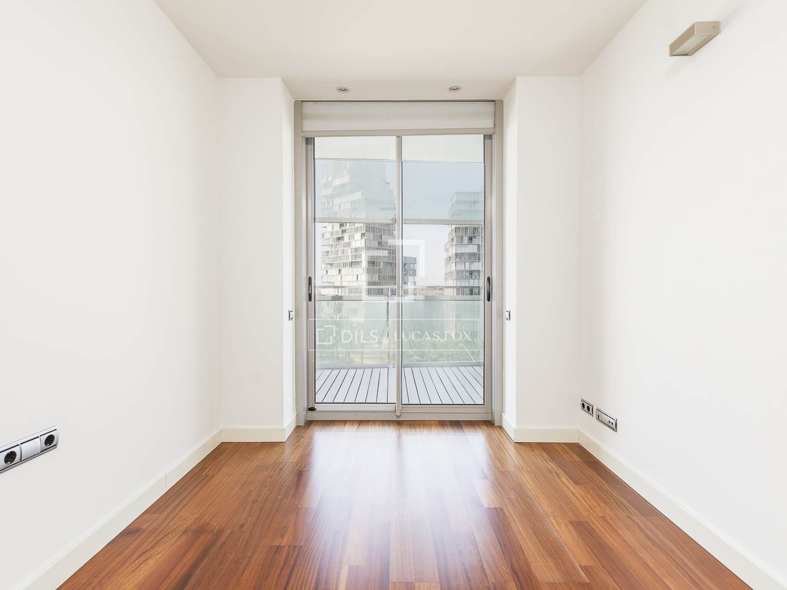 Wohnung in Barcelona, Spanien 3 Schlafzimmer, 121 m2 Nr. 194287