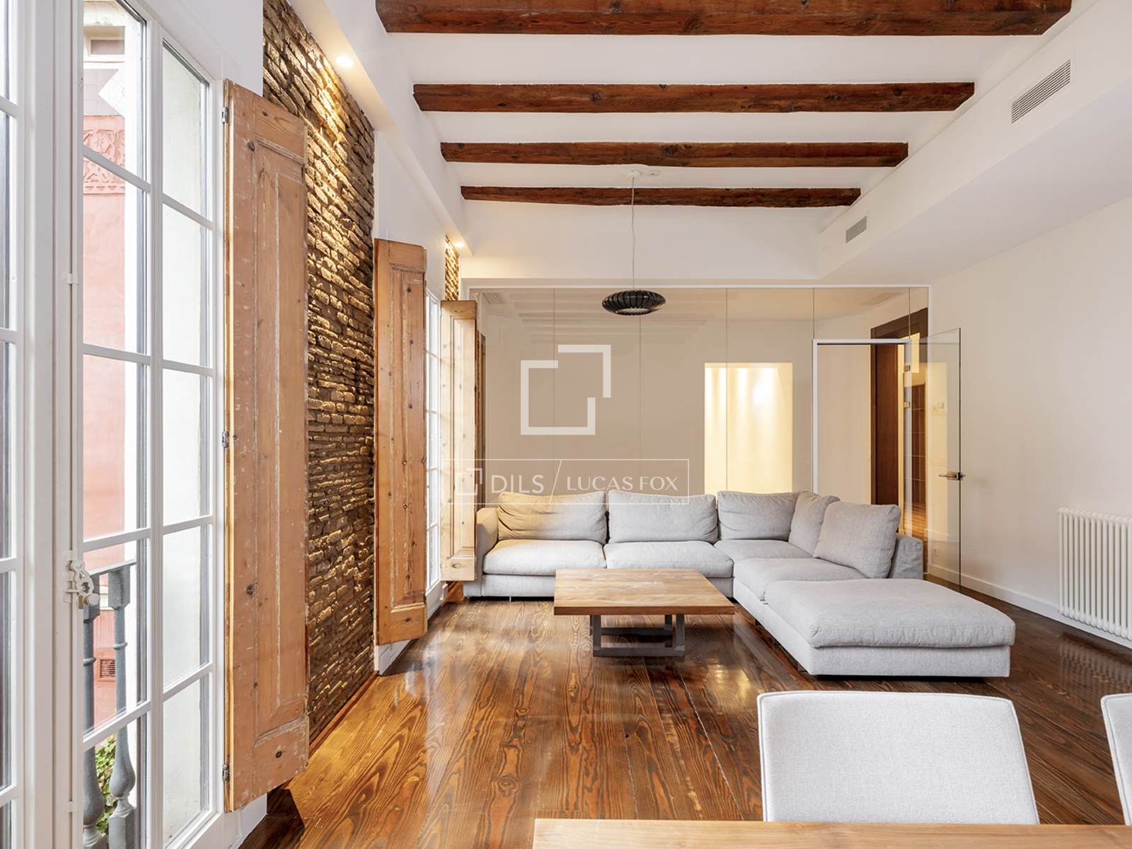 Appartamento a Barcelona, Spagna 4 camere da letto, 343 mq. N° 194285