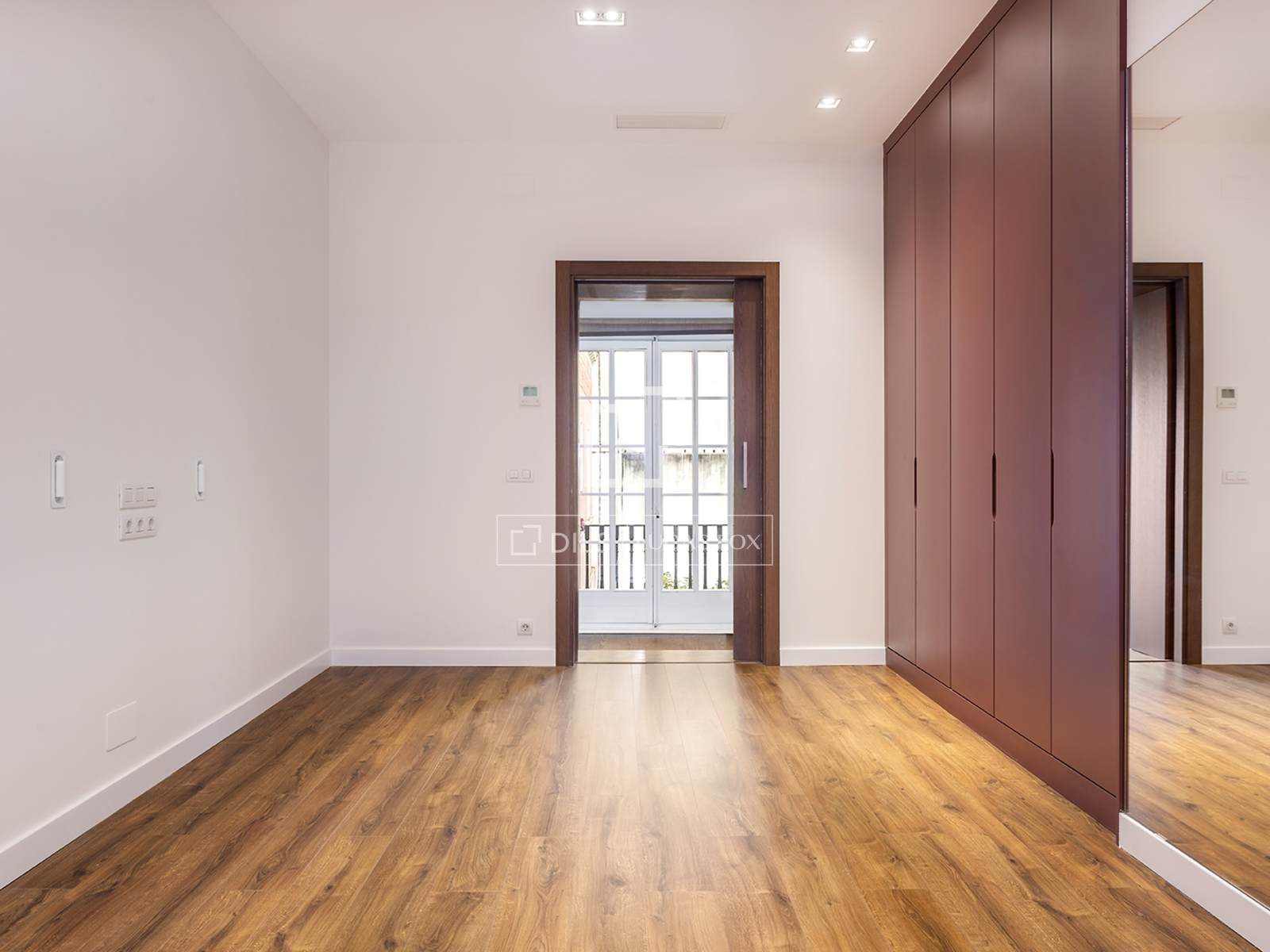 Appartamento a Barcelona, Spagna 4 camere da letto, 343 mq. N° 194285