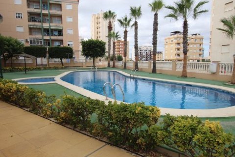 Apartment in Guardamar del Segura, Alicante, Spain 3 bedrooms, 75 sq.m. No. 183643