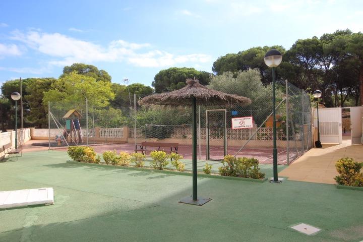 Appartamento a Guardamar del Segura, Alicante, Spagna 3 camere da letto, 75 mq. N° 183643