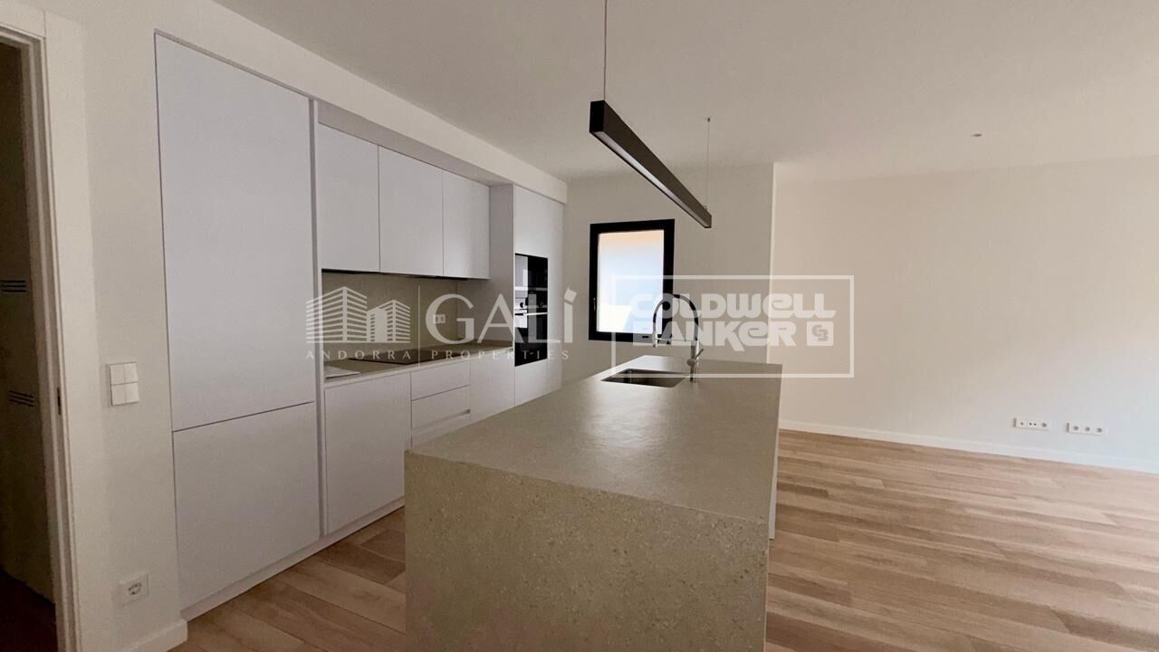 Apartment à Principado De Andorra (Ninguna Poblacion Tiene C.P.), Lleida, Espagne 3 chambres, 124 m2 No. 178420