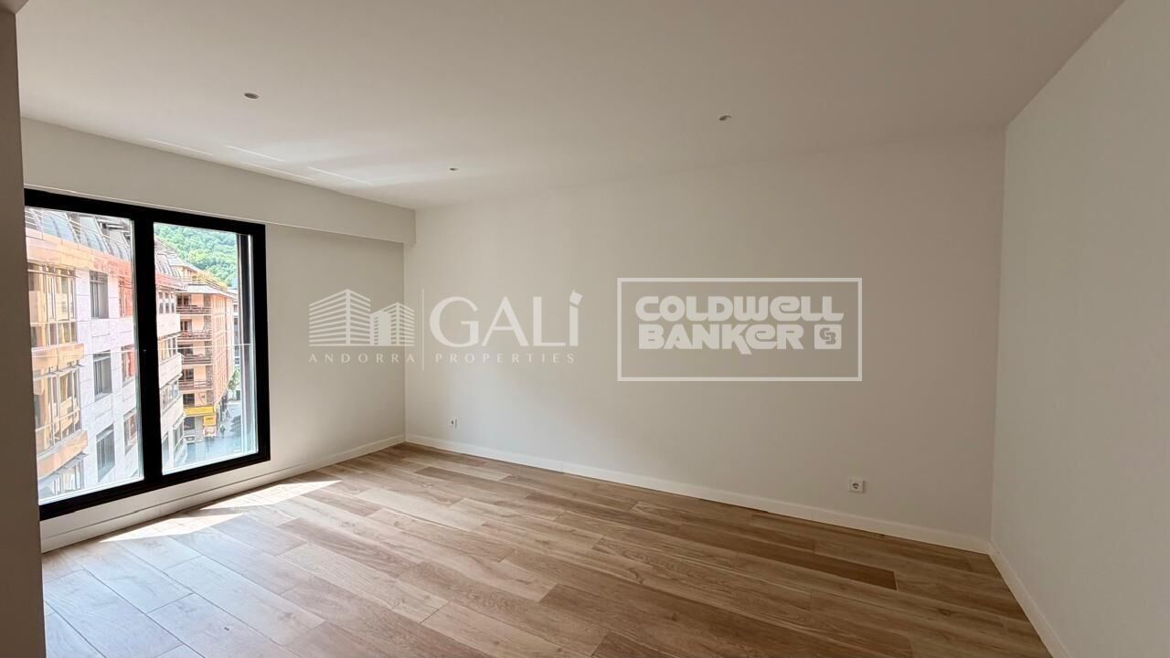 Apartment à Principado De Andorra (Ninguna Poblacion Tiene C.P.), Lleida, Espagne 3 chambres, 124 m2 No. 178420