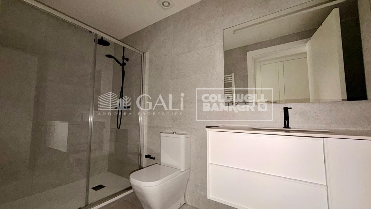 Apartment à Principado De Andorra (Ninguna Poblacion Tiene C.P.), Lleida, Espagne 3 chambres, 124 m2 No. 178420
