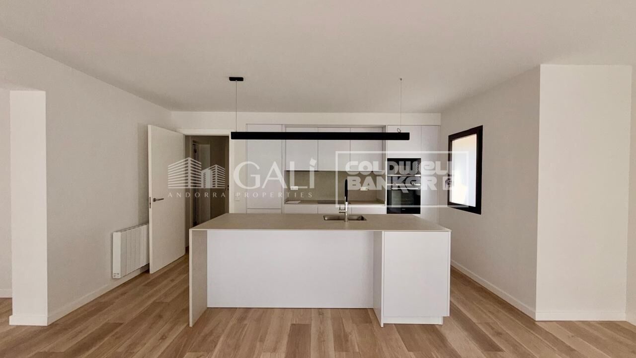 Apartment à Principado De Andorra (Ninguna Poblacion Tiene C.P.), Lleida, Espagne 3 chambres, 124 m2 No. 178420
