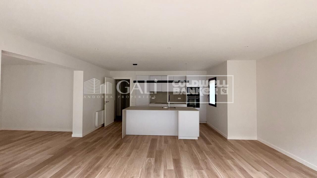 Apartment à Principado De Andorra (Ninguna Poblacion Tiene C.P.), Lleida, Espagne 3 chambres, 124 m2 No. 178420