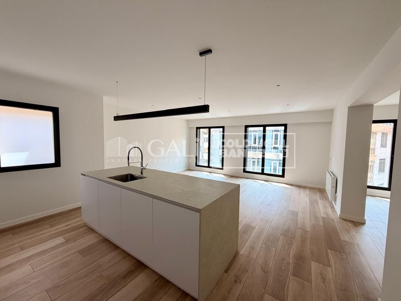 Apartment à Principado De Andorra (Ninguna Poblacion Tiene C.P.), Lleida, Espagne 3 chambres, 124 m2 No. 178420