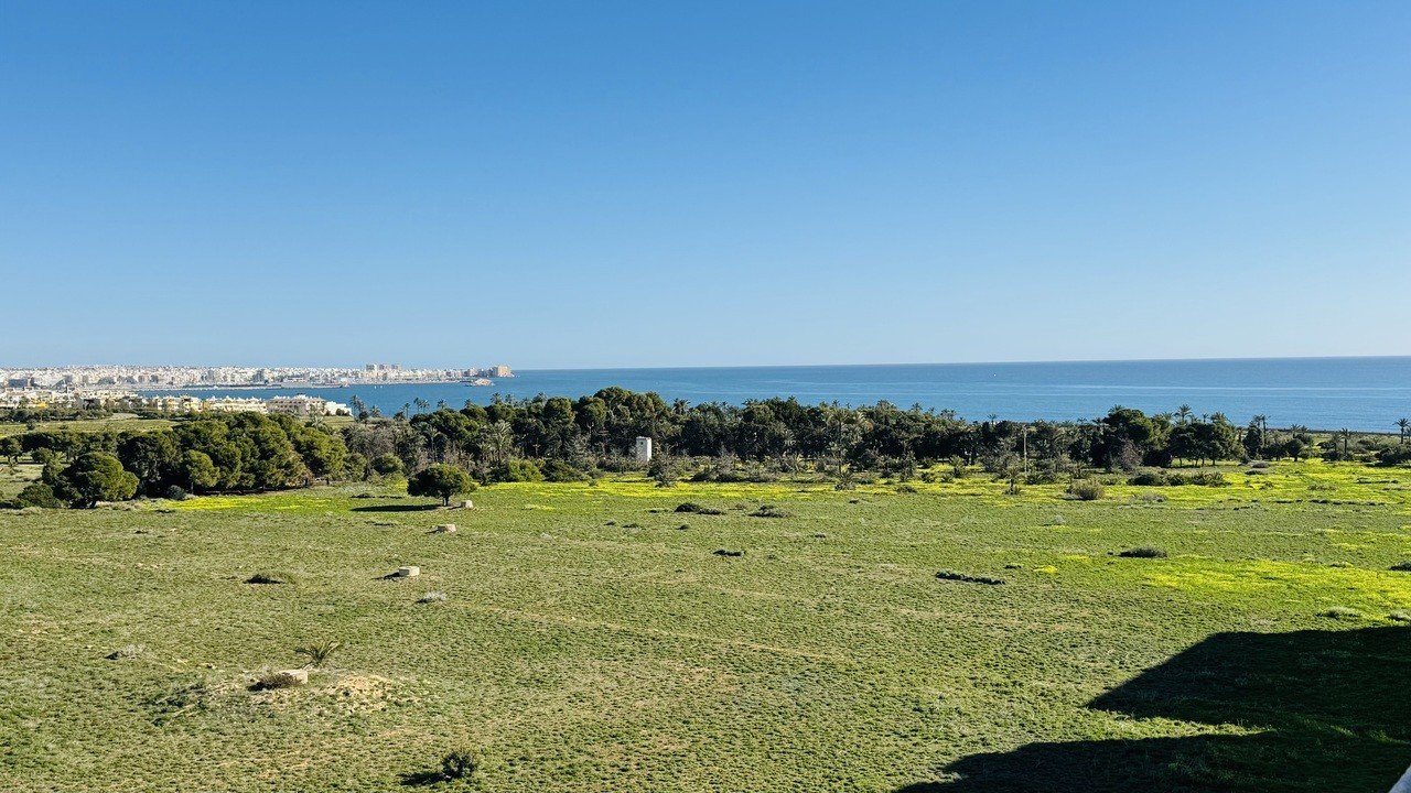 Lägenhet i Punta Prima, Alicante, Spanien 2 sovrum, 70 kvm. Nr. 181061
