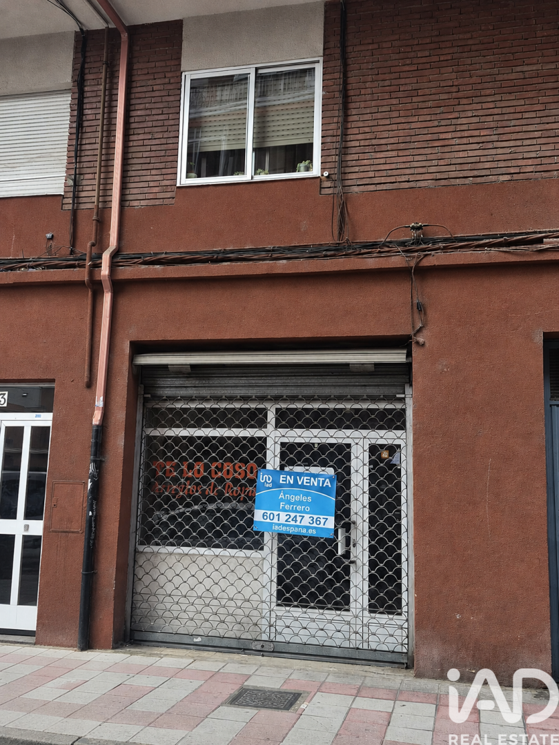 Commercial property in Leon, Spain 55 sq.m. No. 188029