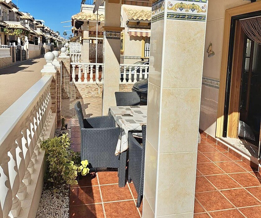 Villa a Playa Flamenca II, Alicante, Spagna 2 camere da letto, 75 mq. N° 111140
